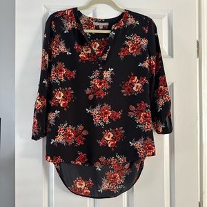 Lightly worn floral blouse!